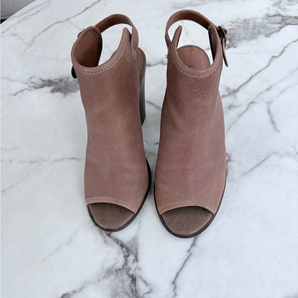Elegant Tan Peep-Toe Women's Shoes